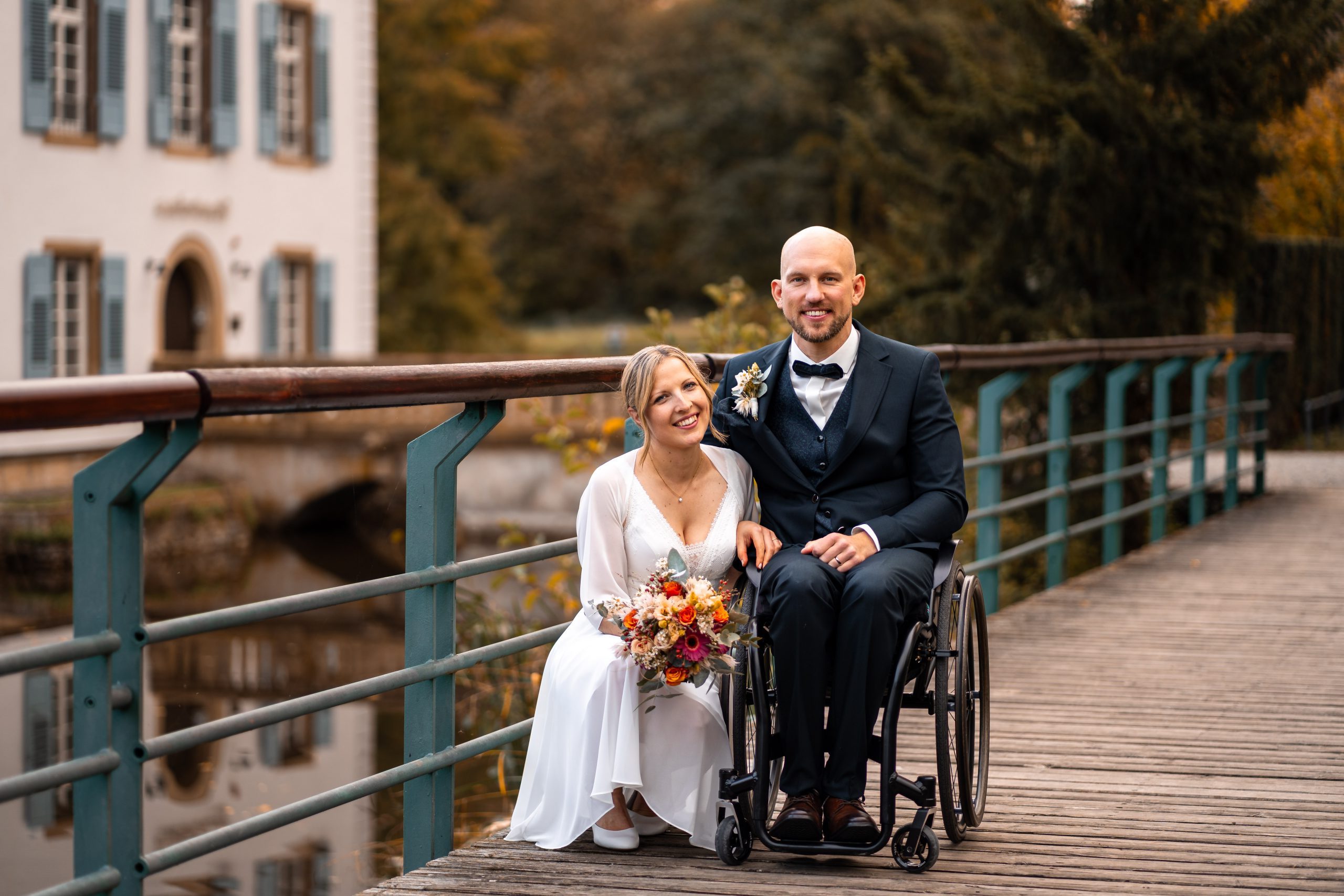 Brautpaar während einer natürlichen Hochzeitsreportage