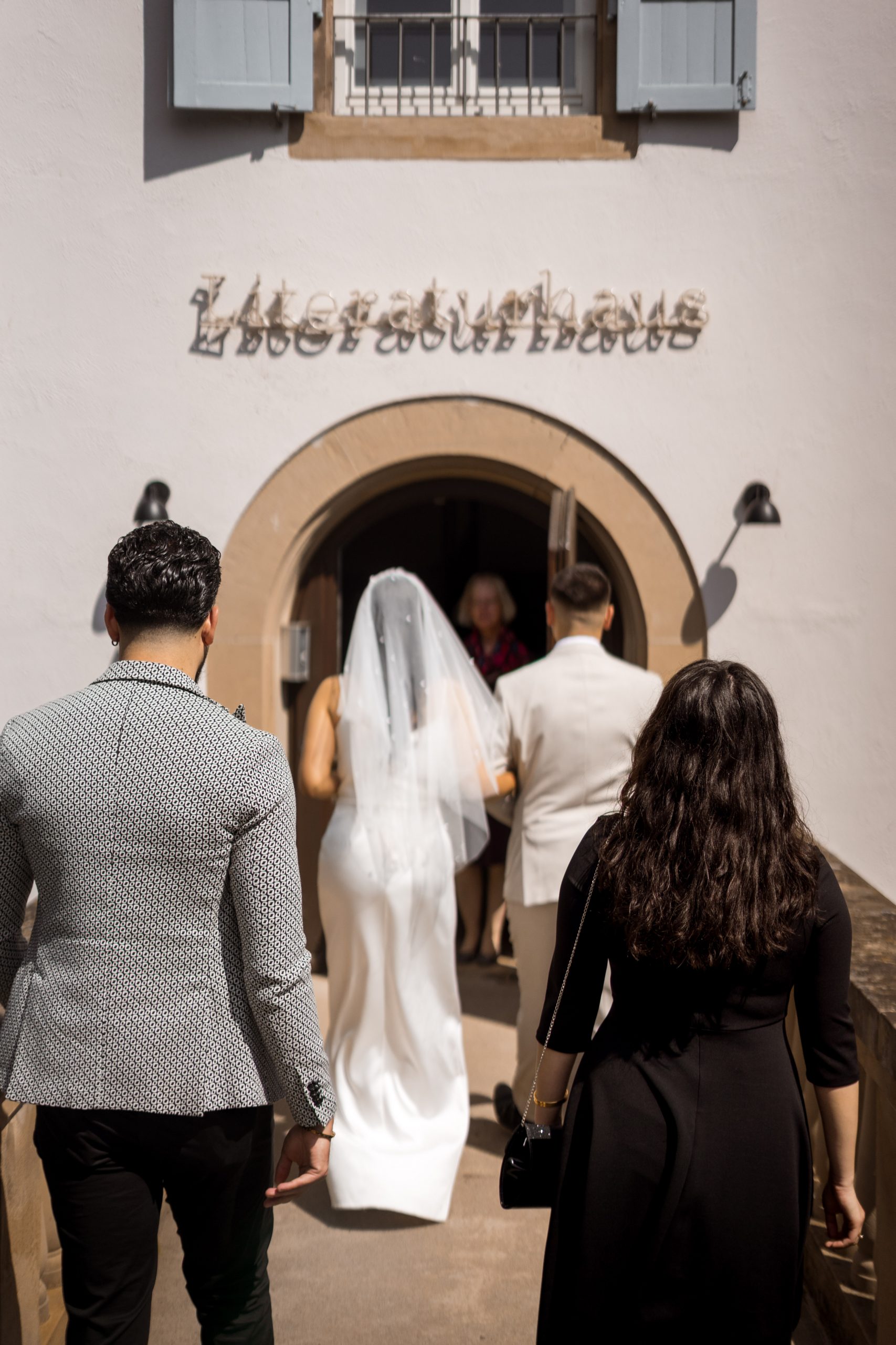 Einzug ins Literaturhaus
