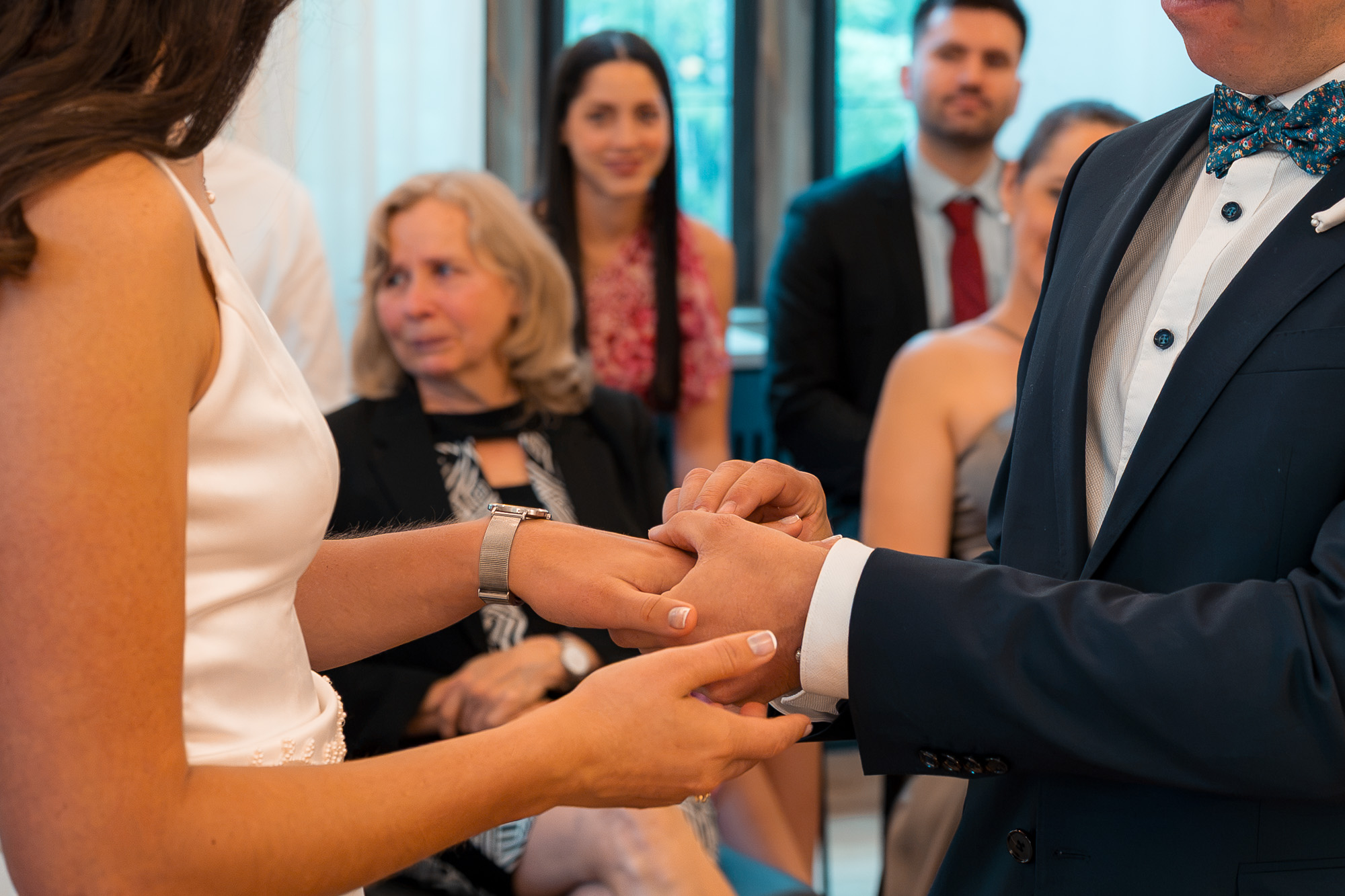 Ringwechsel bei der standesamtlichen Hochzeit von Lucia und Andi in Heilbronn